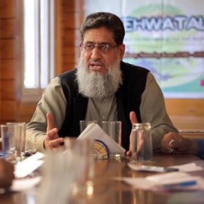 Yasin Khan takes dig at Omar Abdullah, ER Rashid on Article 35 A remarks